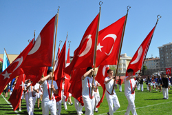 Pendik'te 23 Nisan coşkulu geçti