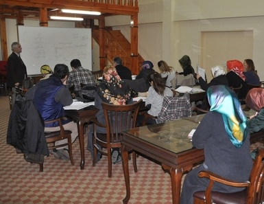 8 ayda Osmanlıca kursuna büyük ilgi