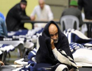 Evsizlere yardım eli