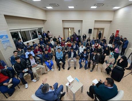 Gençler sordu, Başkan cevapladı