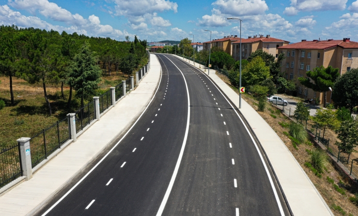 Trafik aksamasın diye gece çalışıyorlar