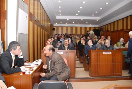 Başkan, ilk halk saatinde 200 kişi ile görüştü