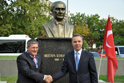 Kispest Belediyesinden 'Atatürk' jesti