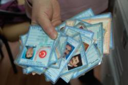 Kimliklerinize Sahip Çıkın