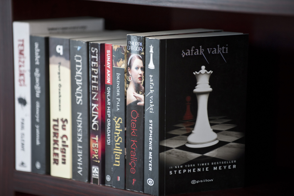 Kütüphanelerde yeni kitap heyecanı