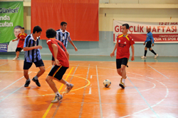 Salon Futbolu'nda kıran kırana maçlar